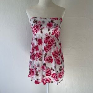 Sleeveless floral top